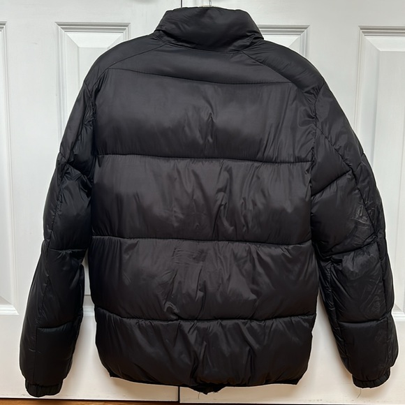 Pull&Bear Men’s Black Puffer Jacket - Picture 2 of 9